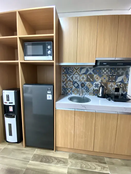 Studio C kitchenette