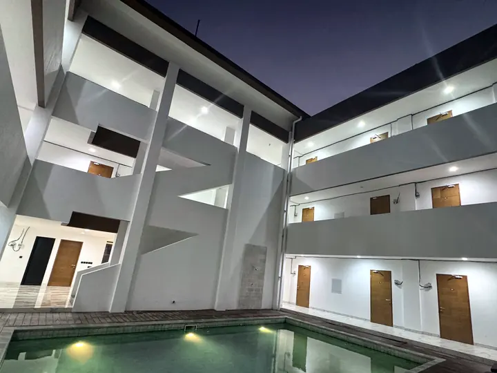 The pool in the evening